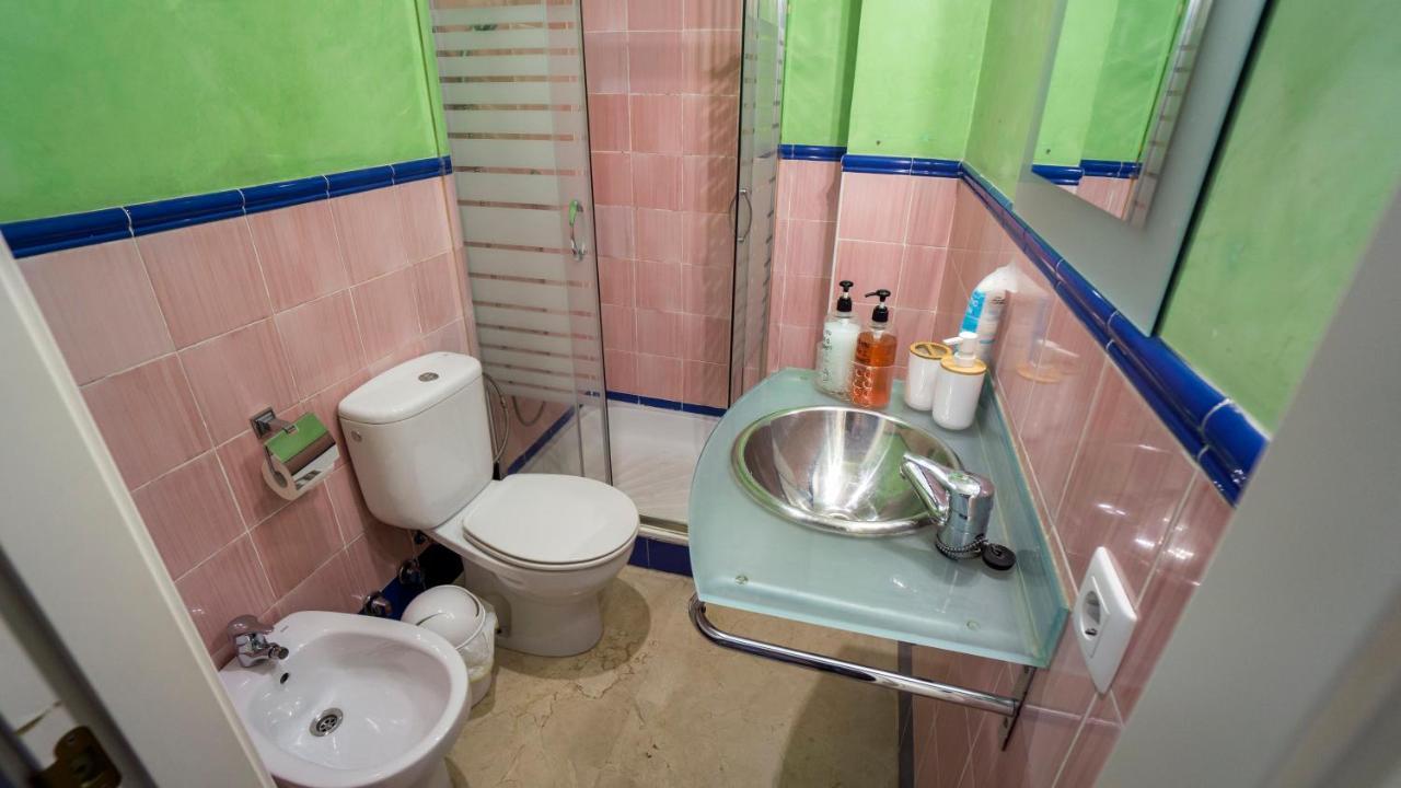Rentalsevilla Feria Duplex Con Terraza Εξωτερικό φωτογραφία